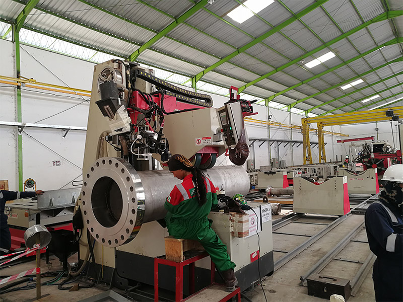 split type automatic pipe welding machine 10